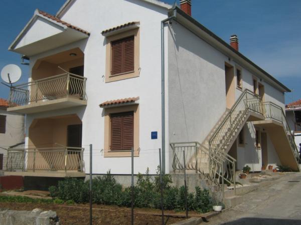 Apartmani Petra Pakoštane Extérieur photo