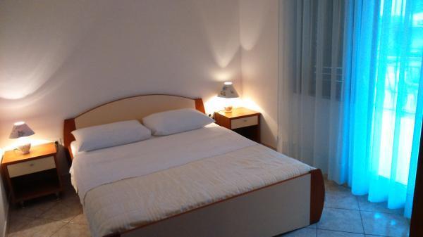 Apartmani Petra Pakoštane Extérieur photo