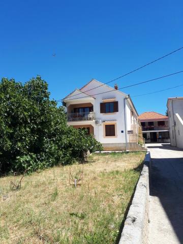 Apartmani Petra Pakoštane Extérieur photo