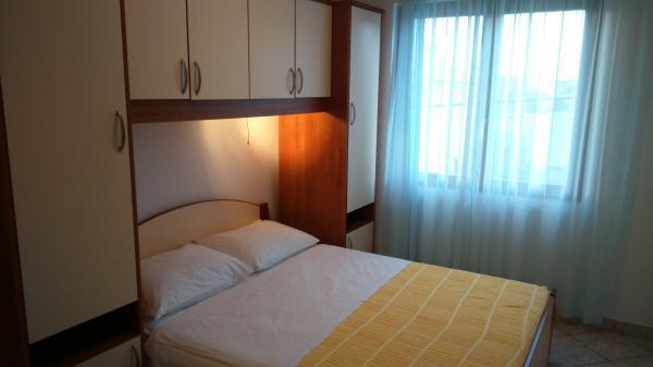 Apartmani Petra Pakoštane Extérieur photo